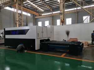 CNC 500W Fiber Cutter Engraver Multifungsi Sheet dan Pipa Logam Fiber Laser Cutting Machine