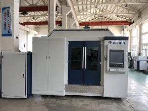 pemotongan logam 500 w serat laser mesin cina dengan tepi halus prefek